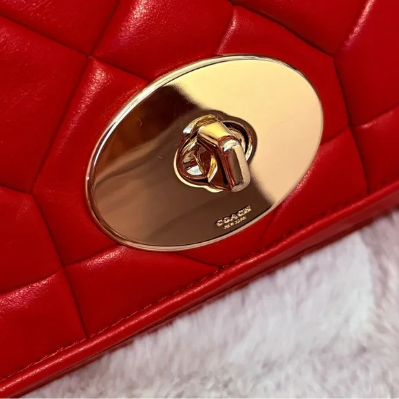 Coach Canyon Quilt Crossbody True Red - Picture 3 of 10